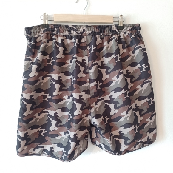Pierre Cardin Men's Swim Trunks Camouflage Size XXL. - Picture 2 of 4